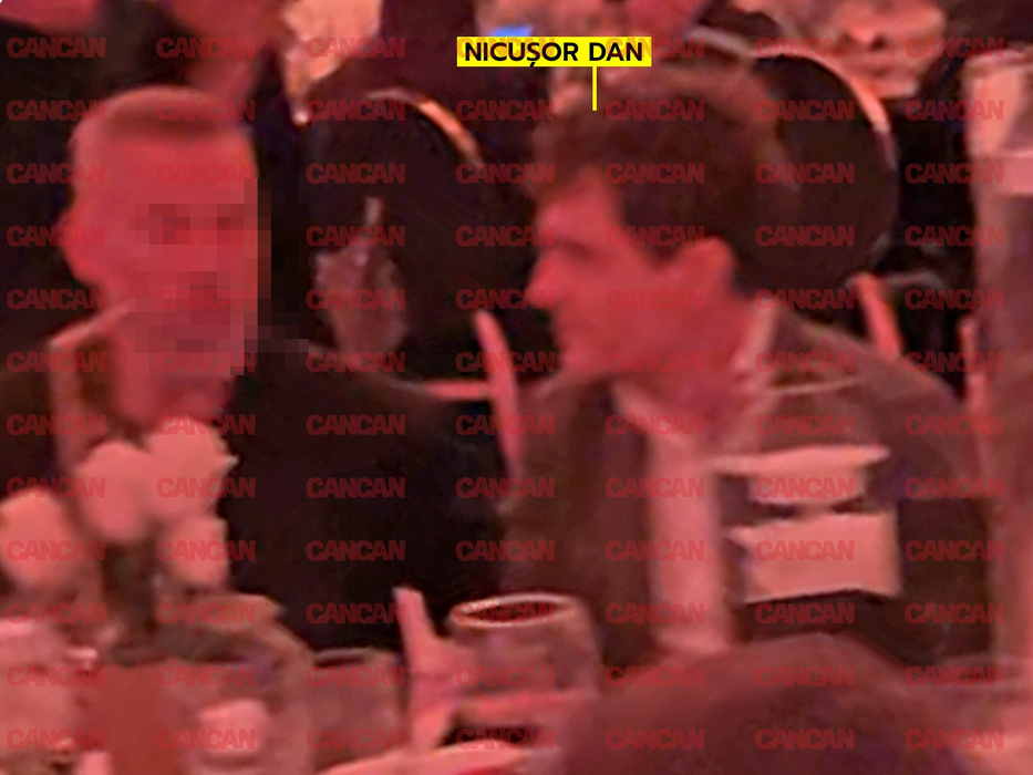 Nicușor Dan, prezent la Festivalul Enigma de la Palatul Parlamentului