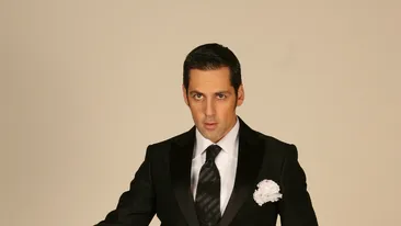 Cand Andreea nu-i acasa si divortul bate la usa... Stefan Banica a iesit sub acoperire la un vin cu baietii!