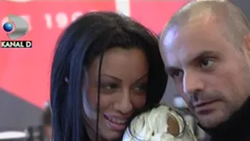 L-a uitat rapid! Beatrice, milionara lui Pepe, e cu altul!