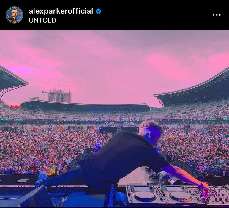Alex Parker a mixat și la Untold/ Sursă foto: Instagram.com