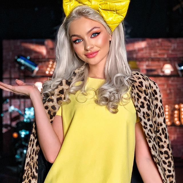 Bianca este o păpușă „Barbie” vie