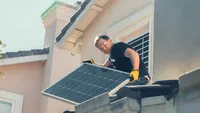 Cât costă să instalezi panouri fotovoltaice acasă. Cât economisești dacă le folosești