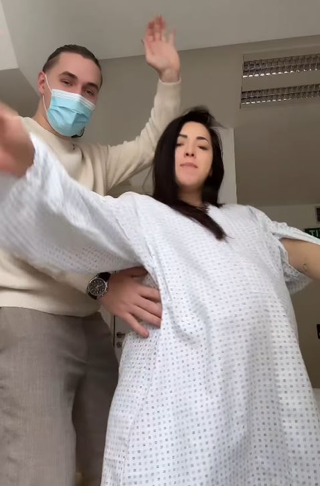Ce i s-a întâmplat Larisei Iordache cu o zi înainte de a deveni mămică! Primele declarații după ce a născut. Fetița i-a dat mari emoții: ”Sfatul medicului a fost să…”
