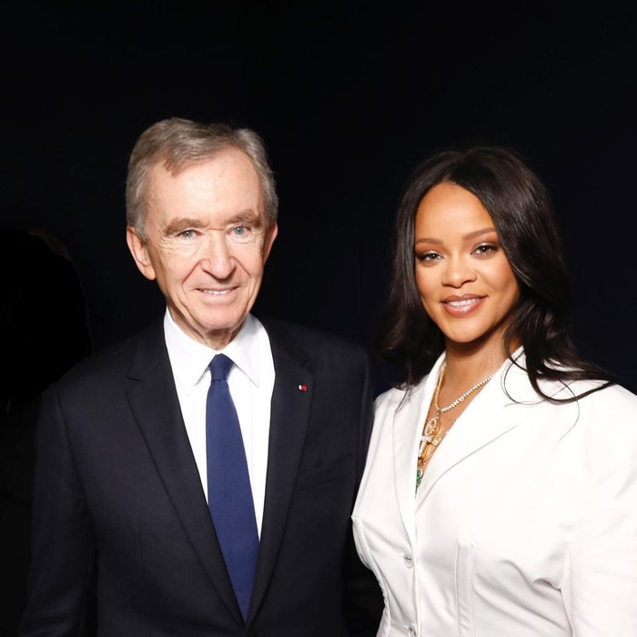 Forbes a făcut anunțul oficial: Rihanna e cea mai bogată cântăreață din lume. Cât de mare e averea divei