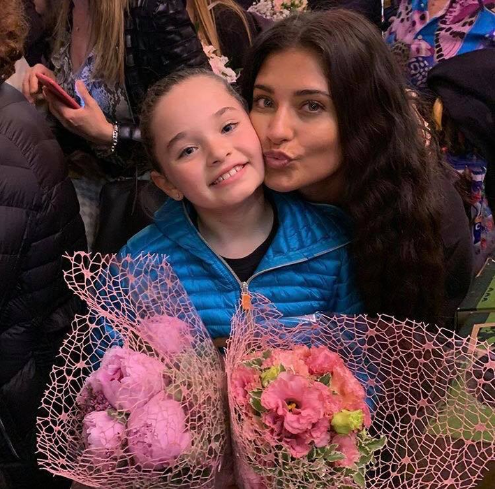 Ce studii are, de fapt, Antonia! Alex Velea este olimpic pe lângă ea