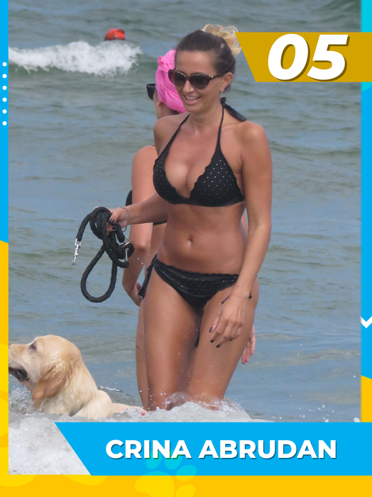 Top 25 dive cu prietenii necuvântători la plajă! Care e cea mai sexoasă dintre Bianca Drăgușanu, Crina Abrudan sau Lora?