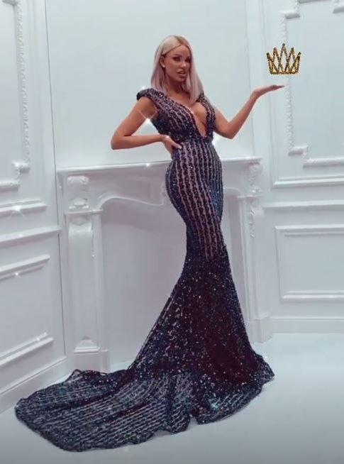 Cengiz Şıklaroğlu o alintă pe Bianca Drăgușanu în public. Cum a reacționat fosta prezentatoare la gestul făcut de excentricul milionar | FOTO