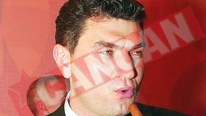 L-au lasat pe Borcea singur in discoteca