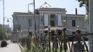 Povestea terifianta a celor 23 de strigoi care bantuie Casa Vernescu! Sinucigasii care au pierdut la cazino apar noaptea si...