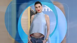 Anne Hathaway, acuzată că poartă o burtă falsă de gravidă. Cum a răspuns actrița după ce teoria a devenit virală pe internet