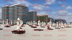 Bate vântul pe cea mai populară stațiune din Constanța! Terasele din Mamaia Nord sunt goale
