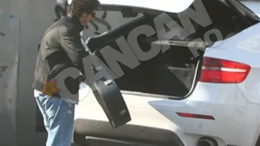 Pepe isi duce acasa colegii cu masina