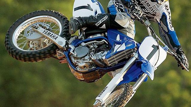 Tragedie la Campionatul European de motocros de la Zarnesti! Un tanar si-a pierdut viata intr-un accident teribil!