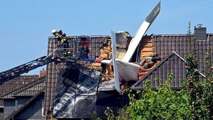 Accident aviatic, fără supraviețuitori. Un avion s-a prăbușit peste o casă, în Germania