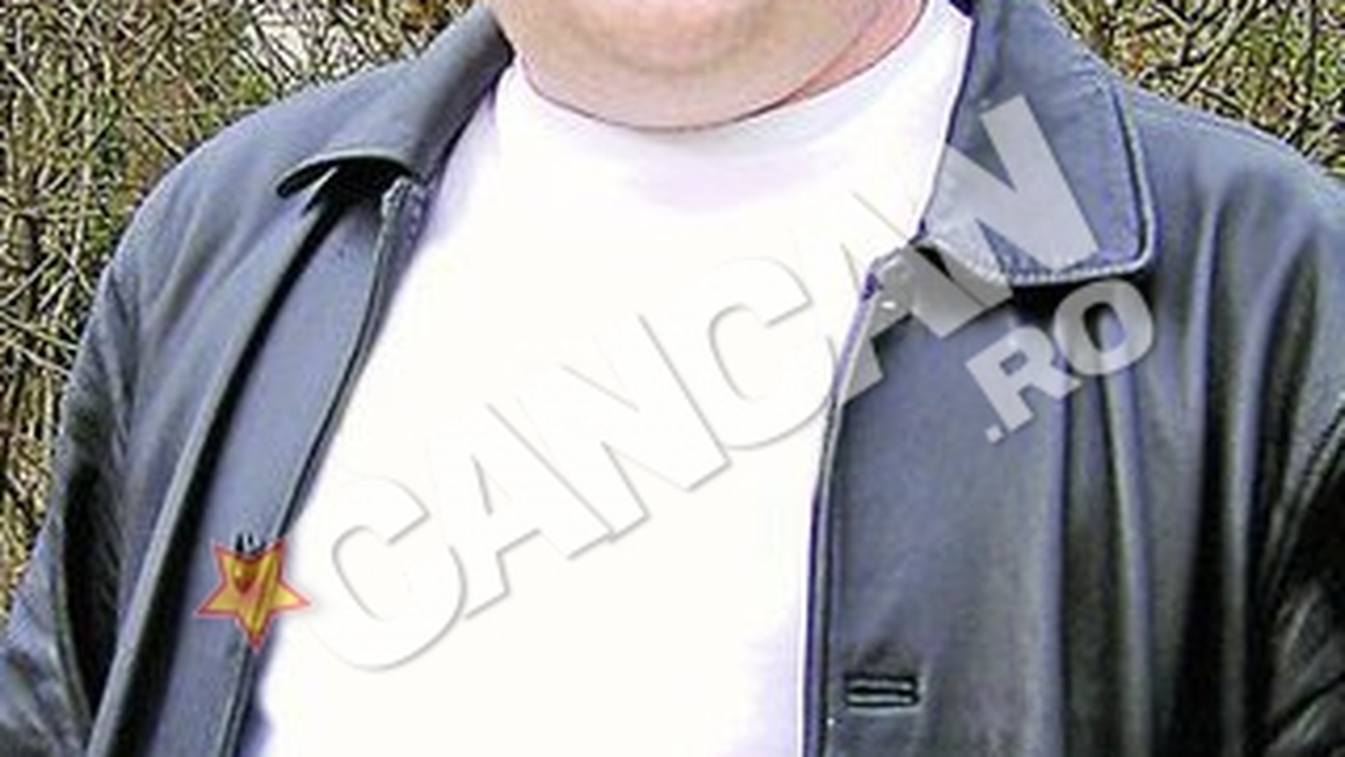 Mihai Cazacu, din Targu Frumos, incearca sa recupereze 50.000 de euro imprumutati acum trei ani unei iesence! Milionarul de la loto a ajuns recuperator