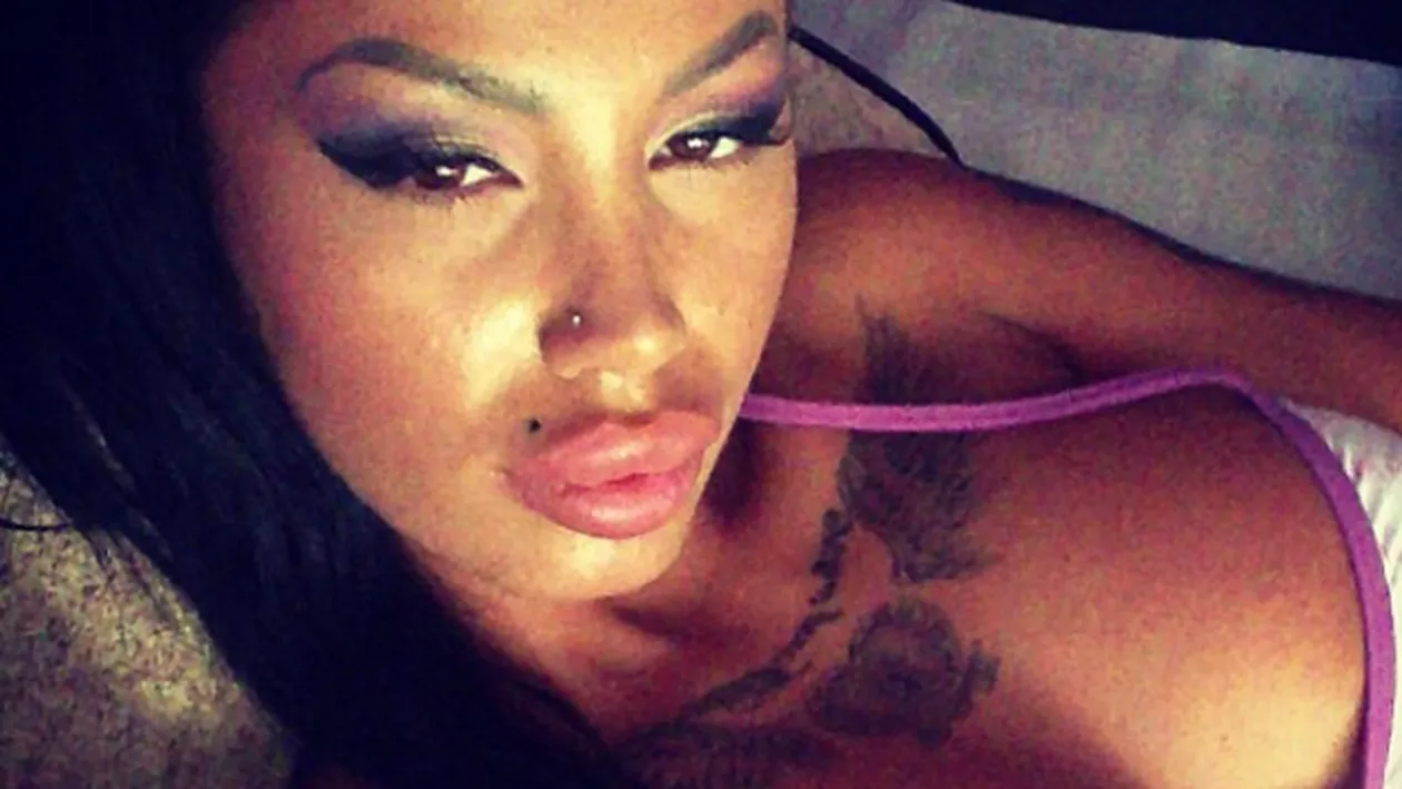 Pitipoanca indragostita de Bianca Dragusanu a intrat din nou in reparatii capitale. Vezi cat de mult si-a marit buzele Alina Eriko