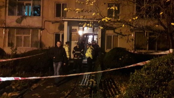 Un poliţist din Piteşti şi-a împuşcat un coleg în cap. Ce s-a întâmplat