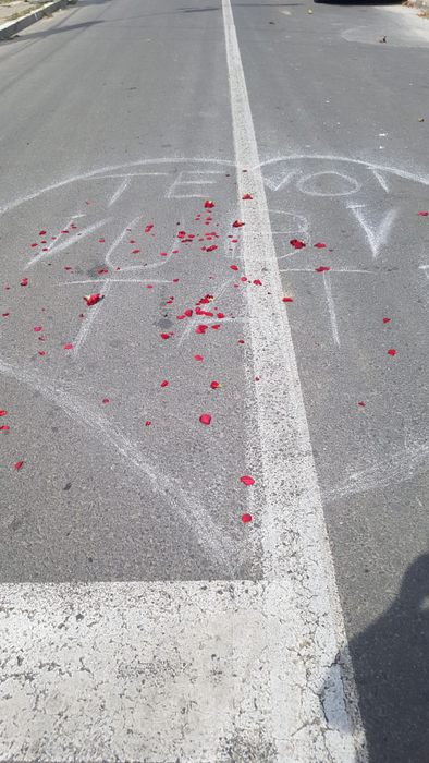 Ți se sfâșie inima! Ce omagiu i-a adus lui Dany Vicol fetița sa, chiar înainte ca sicriul să fie scos din casă