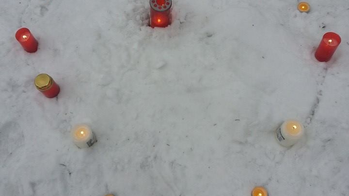 Primele si singurele imagini cu troita construita in Apuseni in memoria lui Adrian Iovan si a Aurei Ion!