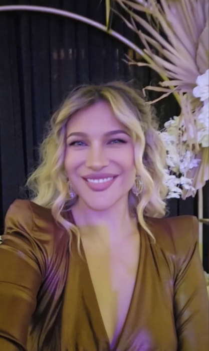 Lora și Ionuț Ghenu, nași de cununie! Primele imagini de la nunta Andreei Ghenu, cumnata artistei