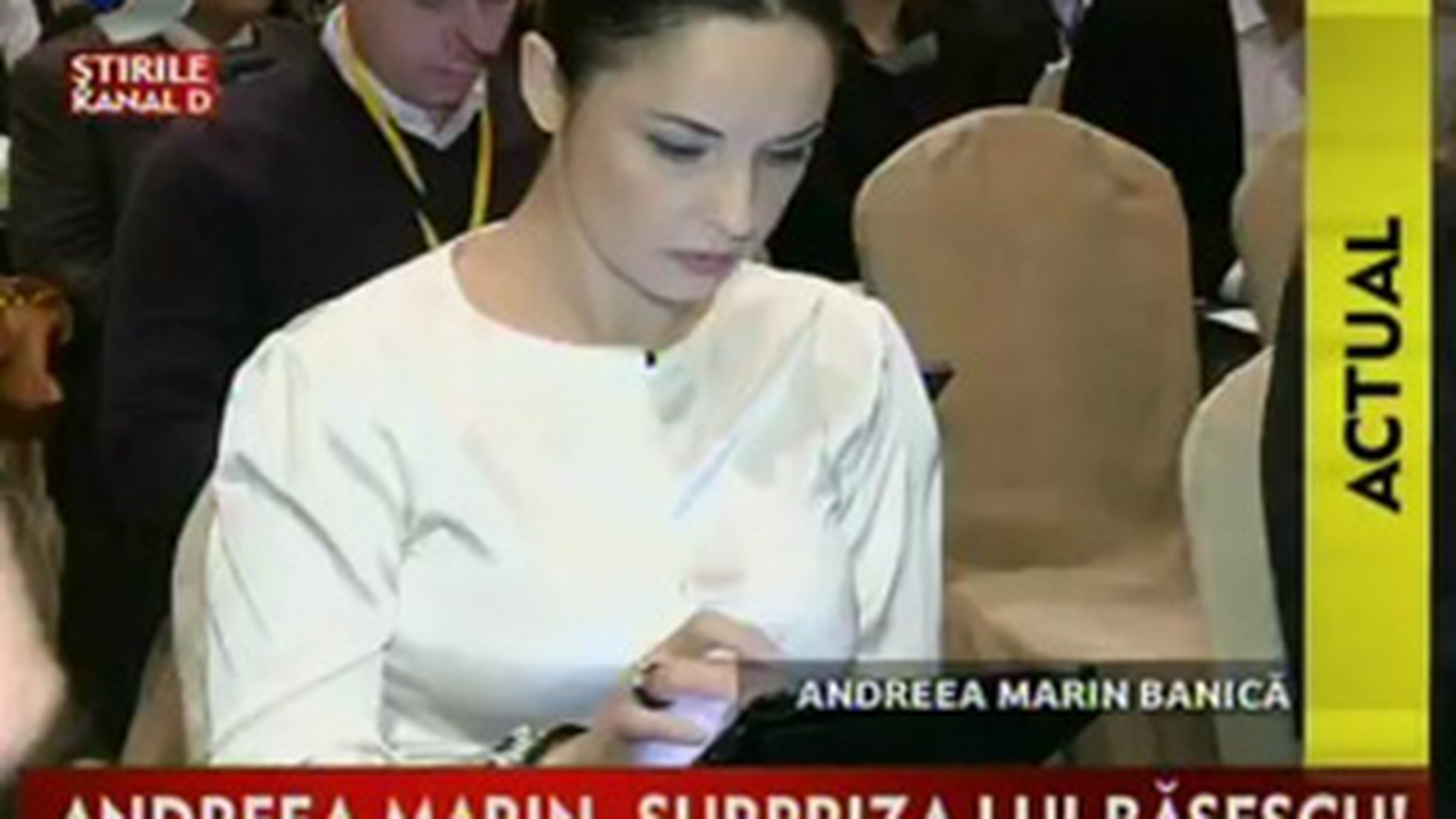 VIDEO Aparitie surpriza! Andreea Marin s-a bagat in seama cu Basescu! A asistat si ea la un forum economic!