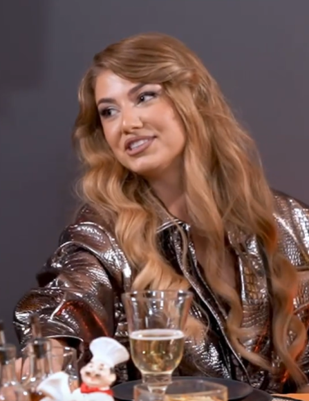 Codruța Filip se iubește cu un coleg de breaslă?! Nimeni nu se aștepta la asta: ”Două cafele și gata”
