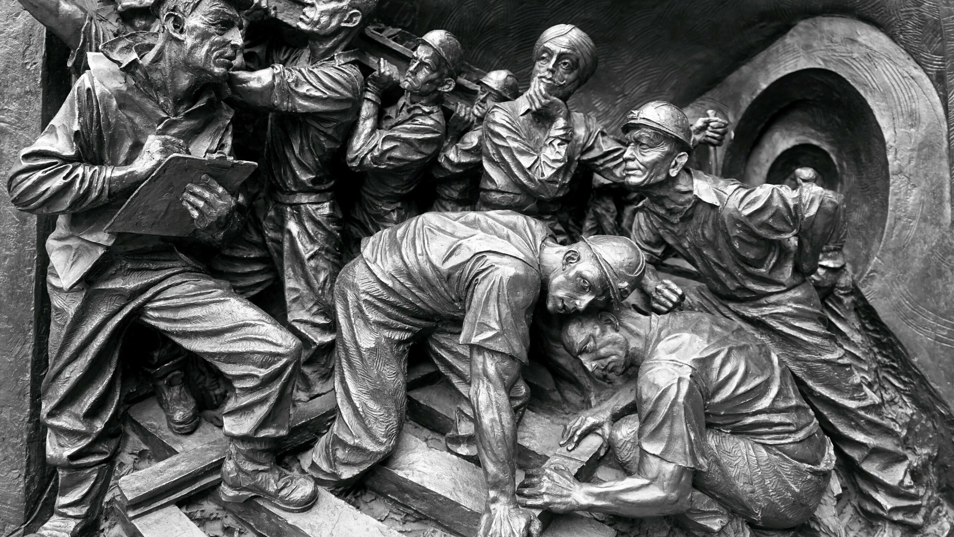 Răscoala minerilor care a zguduit Valea Jiului. Cum fierbea Complexul Energetic Hunedoara acum 10 ani și de ce a ajuns astăzi în faliment