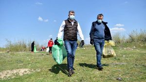 Peste 10.000 de membri PSD, mobilizați în acțiuni de ecologizare de Ziua Pământului