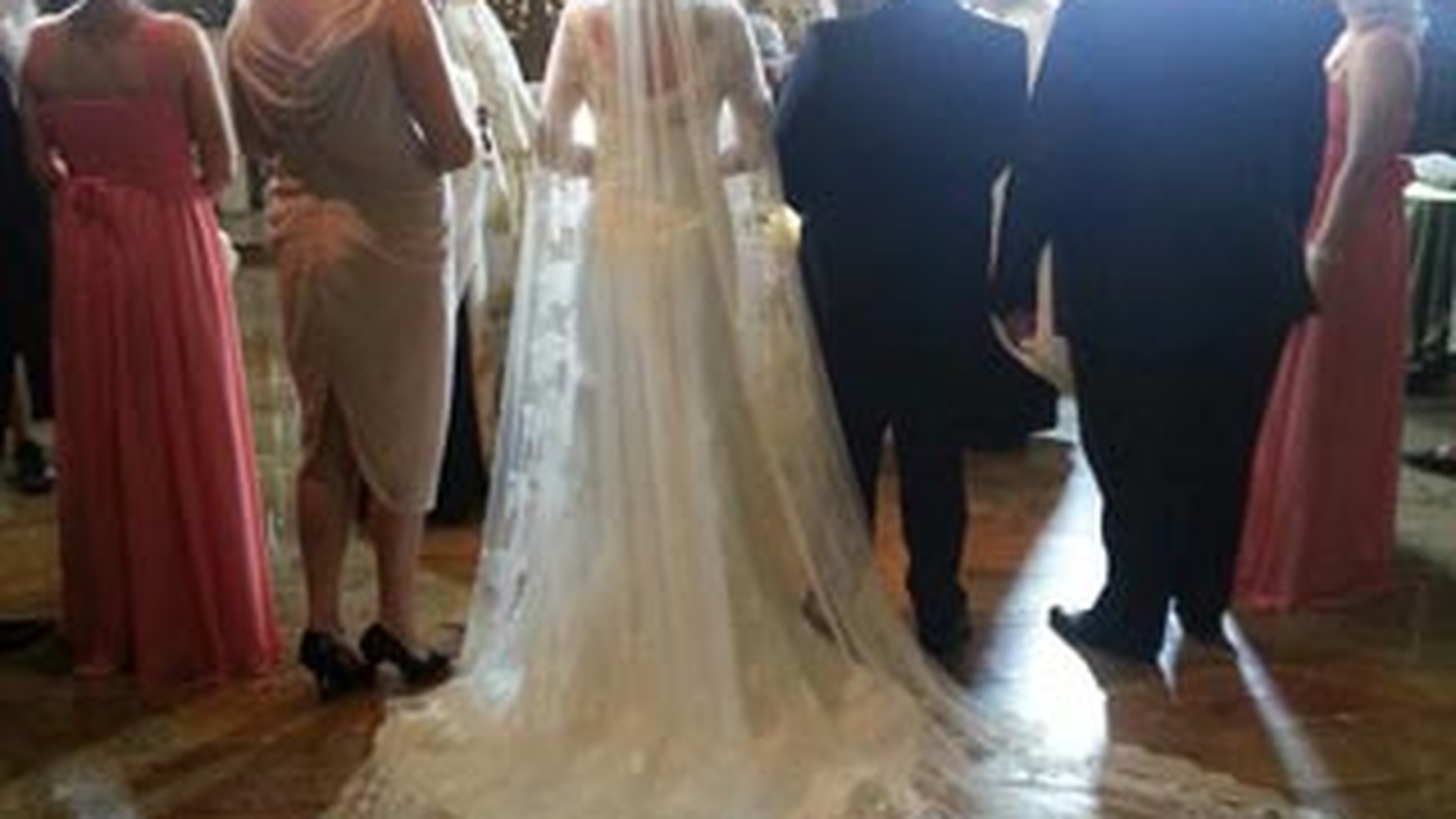 Prima fotografie cu Sorana, imbracata in rochie de mireasa, alaturi de sotul ei!