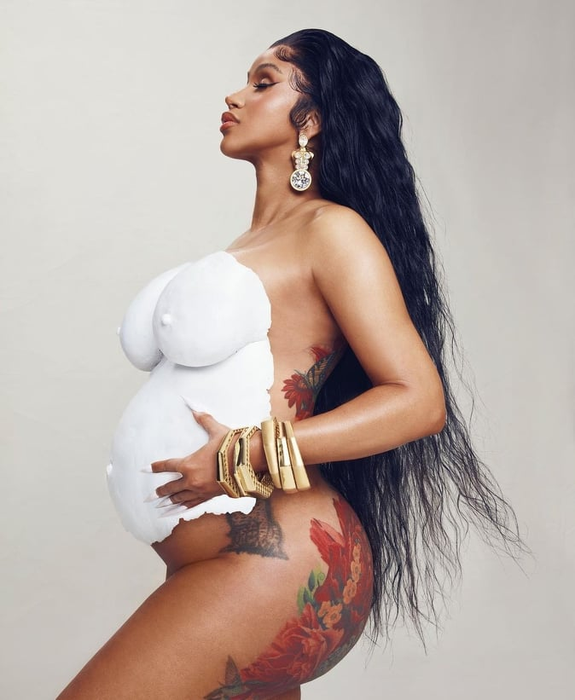 Cardi B va deveni mămică pentru a doua oară! Vedeta le-a dat tuturor vestea cea mare