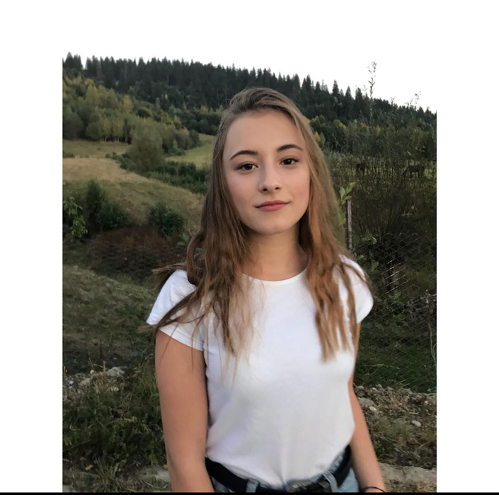 Ștefania Boteanu se afla pe scaunul din dreapta șoferului/ sursă foto: Facebook