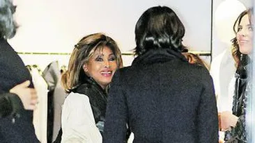 In piele si pe tocuri la 71 de ani!