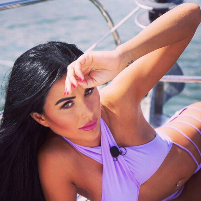 Daniela Crudu a trecut printr-o serie de schimbări la capitolul înfăţişare