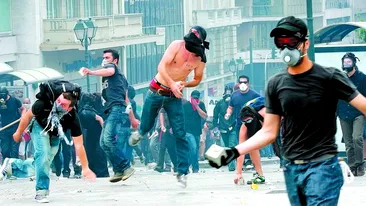 Grecia, cosmar in paradis