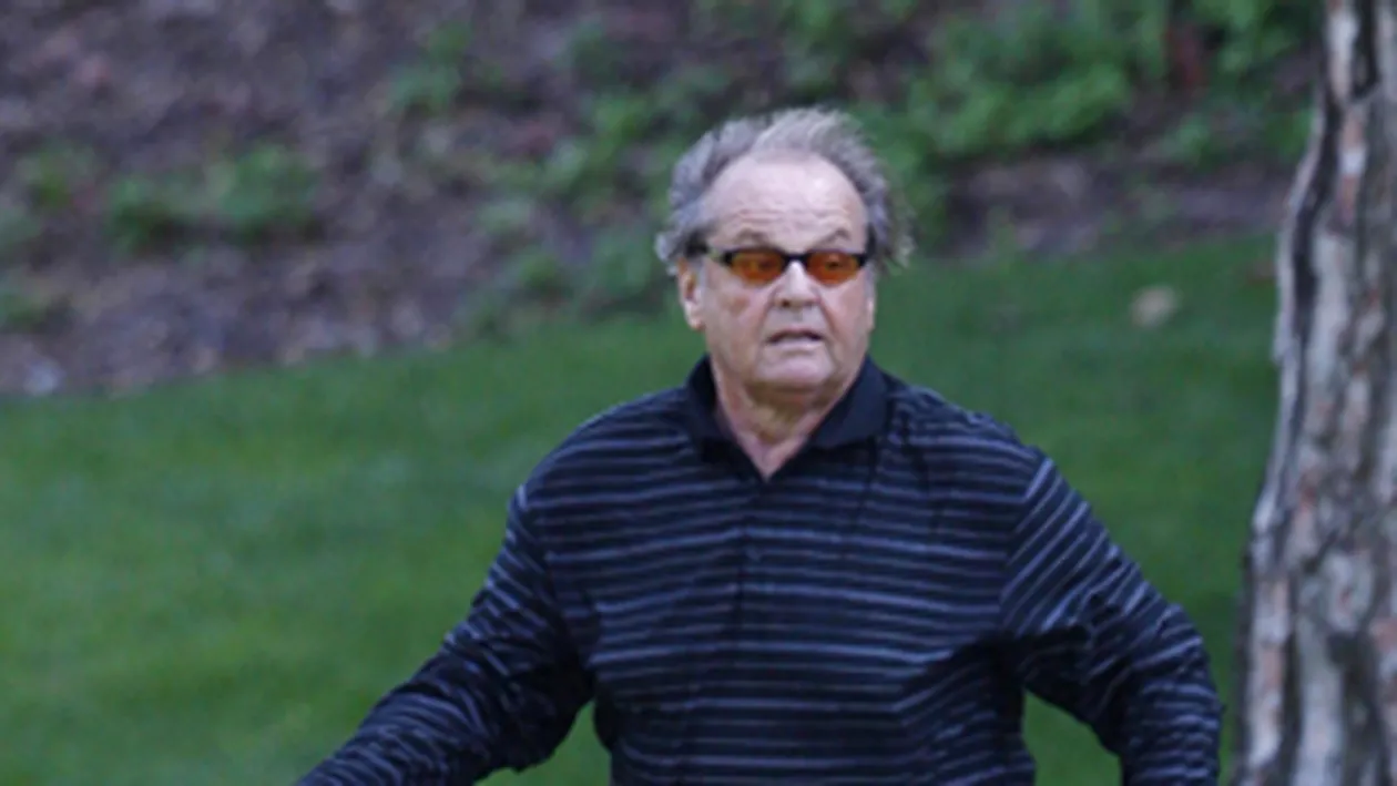 Jack Nicholson s-a relaxat la golf