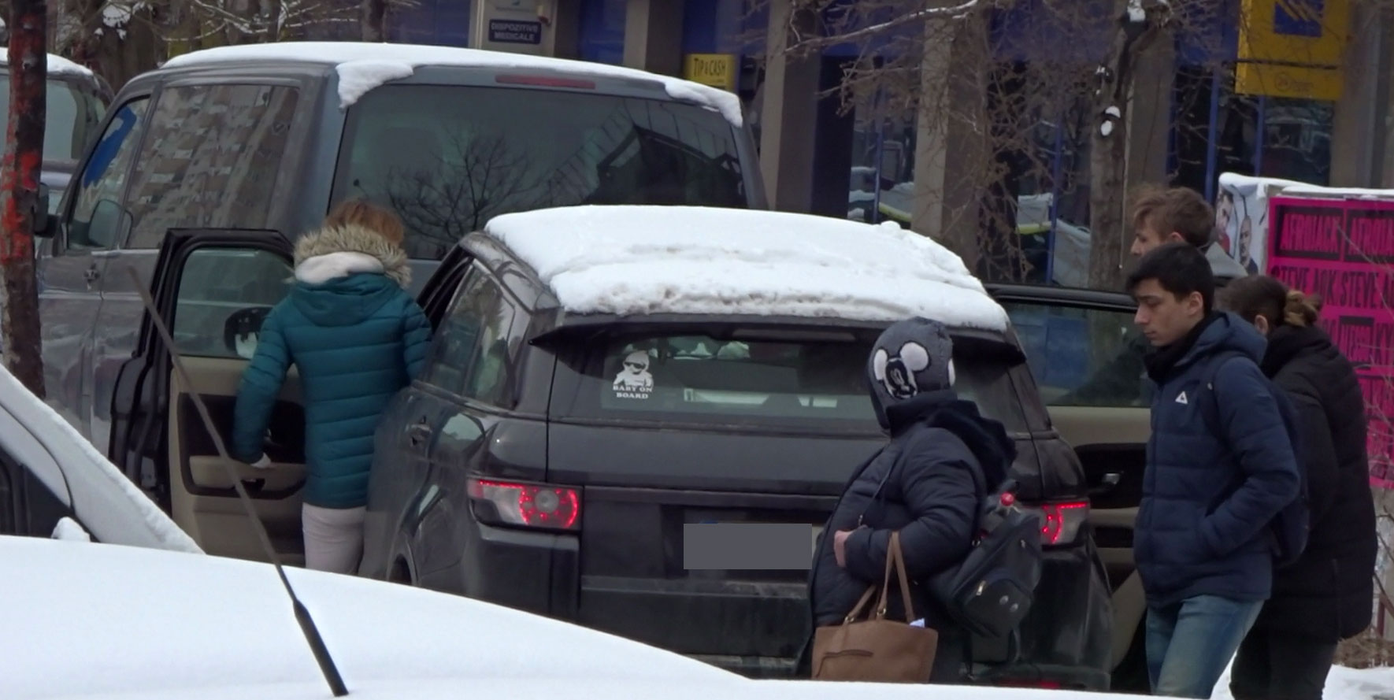 Deoarece tragedia le-a luat prin surprindere pe fostele soții ale jurnalistului, de înmormântarea lui Andrei Gheorghe s-au ocupat Antastasia, fiica biologică, și Maximilian, unul dintre copiii vitregi