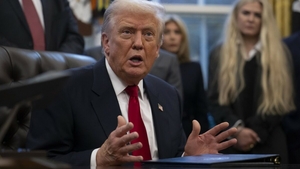 Numele lui Donald Trump apare, din nou, în cazul lui Jeffrey Epstein! Mailurile care îl dau de gol pe președintele SUA