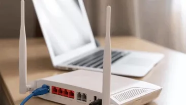 Cele 2 electrocasnice care nu trebuie ținute aproape de router-ul Wi-Fi. Mulți români fac această greșeală