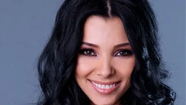 Corina Caragea are o colecţie impresionantă de papioane. Vezi câte deţine în garderobă şi de ce a făcut o pasiune pentru ele