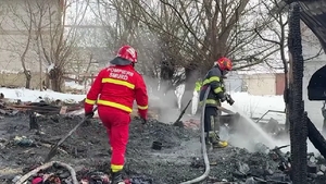 Tragedie fără margini în Suceava! Doi frați de 1 și 3 ani au murit în casa cuprinsă de flăcări
