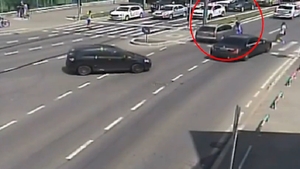 Accident cumplit pe o trecere de pietoni din Timișoara. Un adolescent de 17 a fost lovit de o mașină