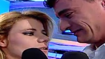 Reîntâlnire emoţionantă! După 20 de ani, Fabio a avut şansa să-şi strângă sora în braţe! A plâns ca un copi!