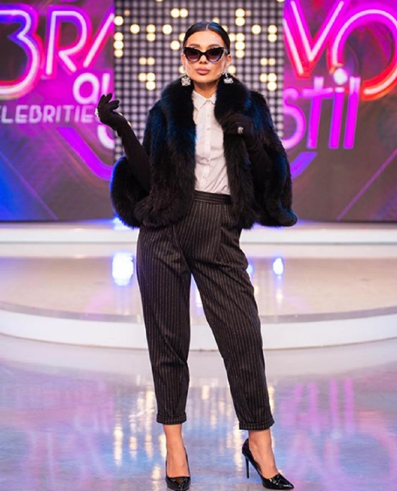 Raluca Tănase acuzată că a mers la Dubai în căutare de sponsor! Colegele de la ”Bravo, ai stil Celebrities” îi fac viața un calvar