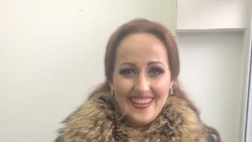 Aurora, cumnata Andrei, a primit de la Mos Craciun o blana de 4.000 lei! Afla ce cadou a primit Andra!