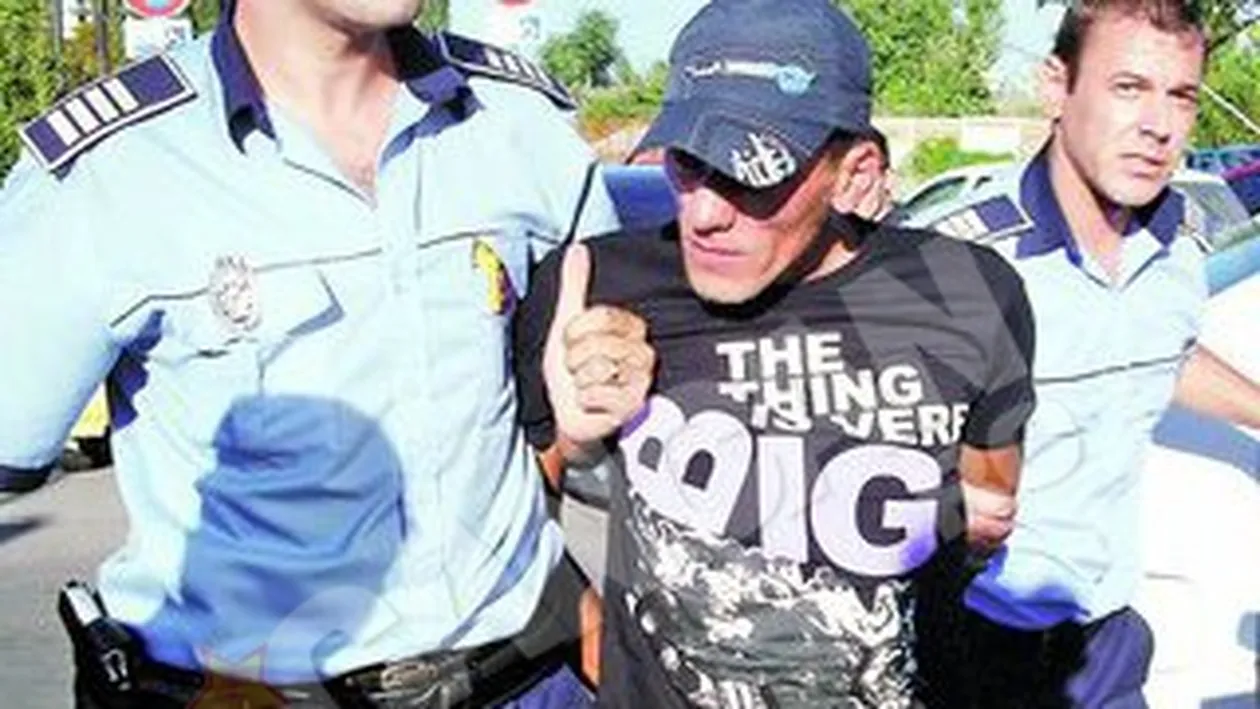 Aurel Mandrila a injunghiat patru femei! Se intoarce la puscarie dupa o pauza de cinci luni