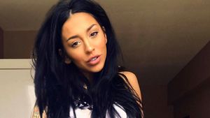 Ruby, incredibil de sexy în ultimul videoclip. Artista s-a dezbrăcat în spatele unui panou şi...