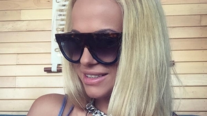 ANDA ADAM, roşcată! Imaginea care a strâns mii de like-uri
