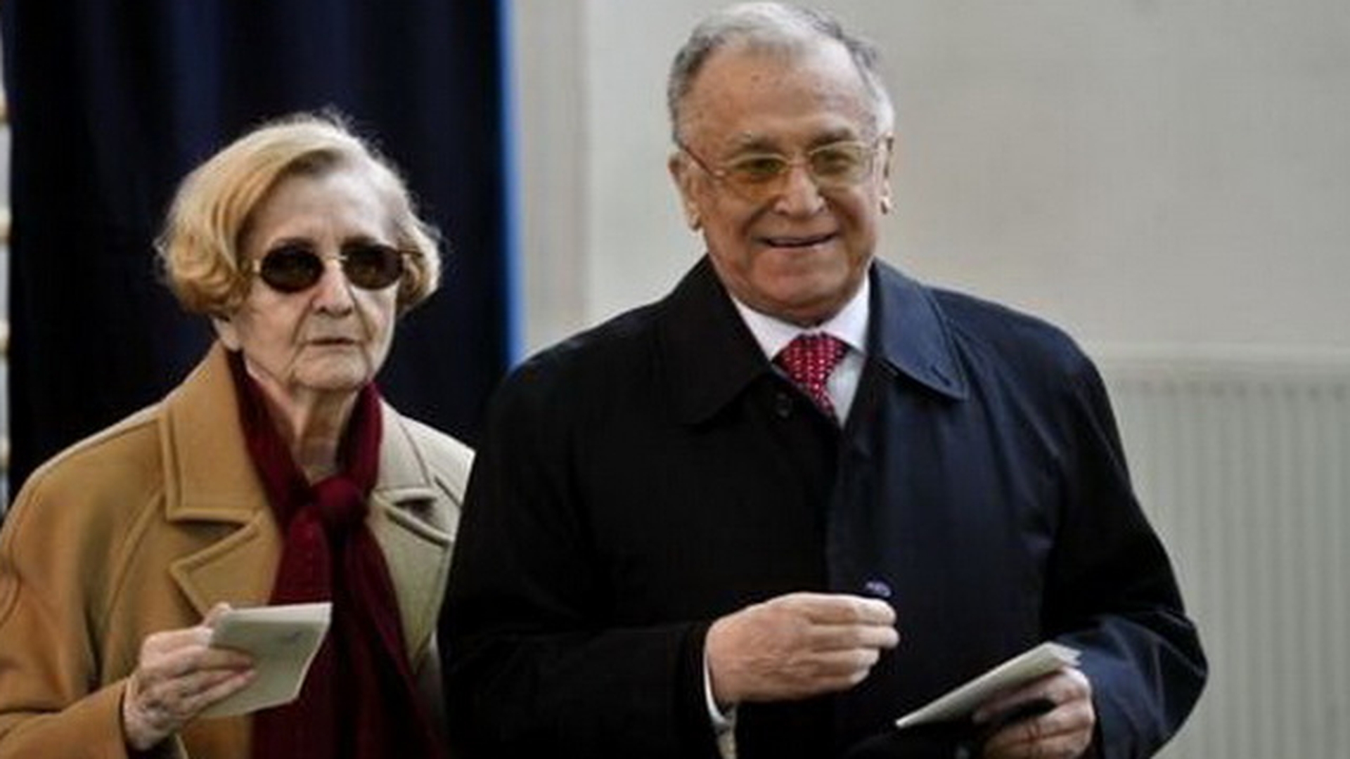 Sotia lui Ion Iliescu a fost internata DE URGENTA la Spitalul Elias! Vezi ce a patit
