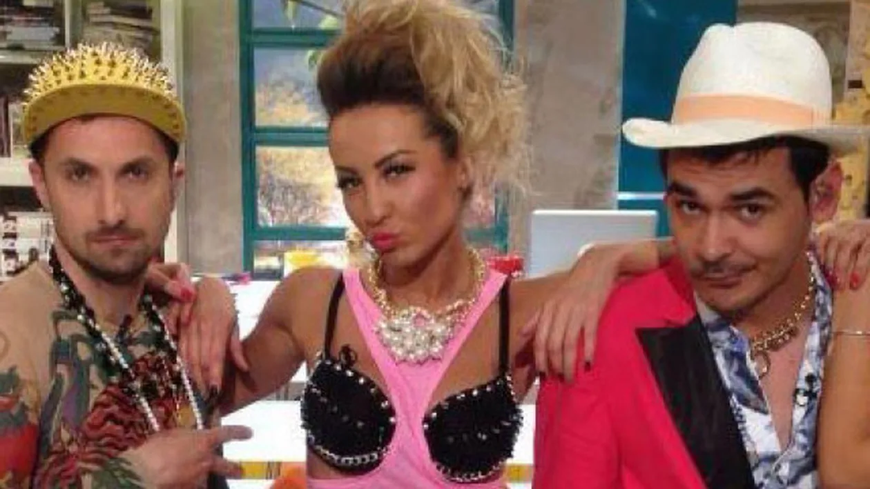 Mai avea putin si i se vedea tot! Flavia, noua asistenta de la Neatza, a aparut imbracata cu cea mai scurta rochie posibila