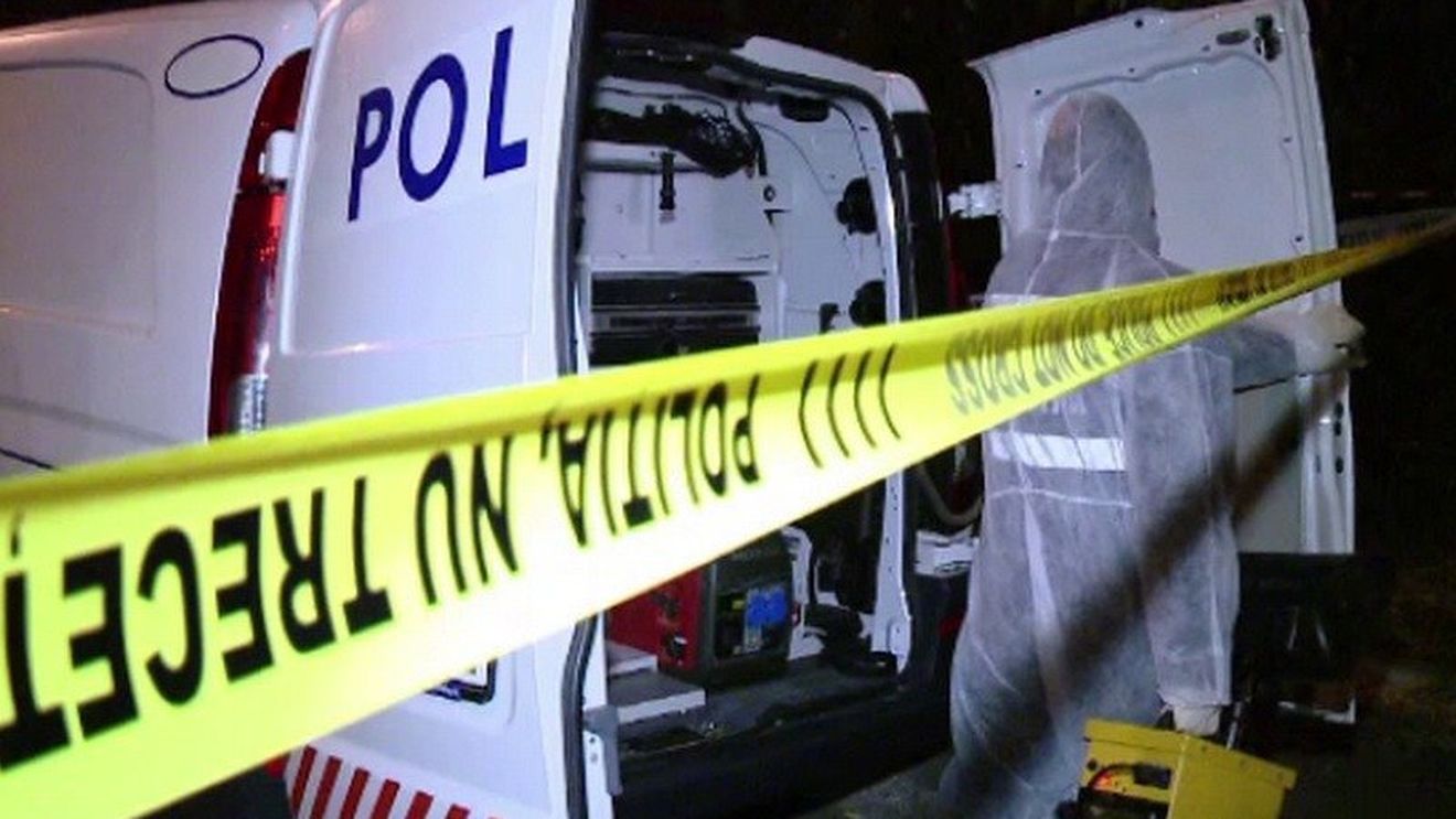 Fostul contabil al Episcopiei Hușilor, cercetat pentru fraude, a fost găsit spânzurat de către fiul său. Bărbatul avea 48 de ani